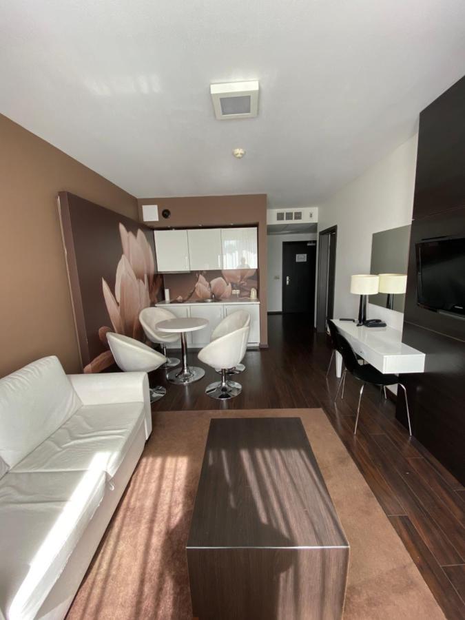 Apartament Prywatny Salon Z Aneksem Kuchennym I Sypialnia W Hotelu Diva Kołobrzeg Eksteriør bilde