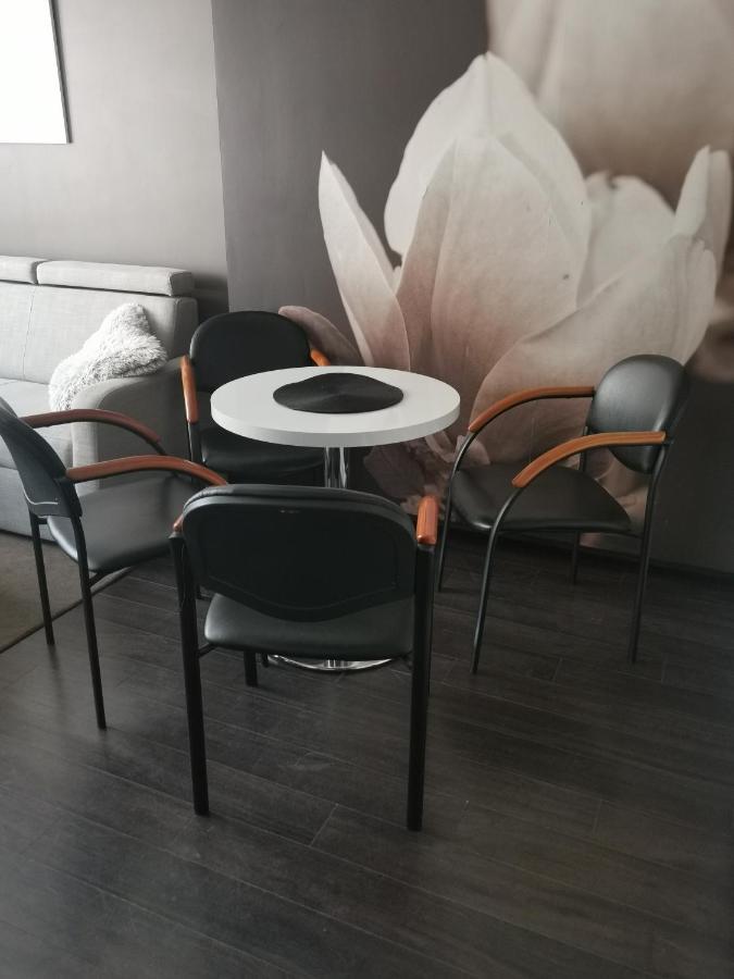 Apartament Prywatny Salon Z Aneksem Kuchennym I Sypialnia W Hotelu Diva Kołobrzeg Eksteriør bilde